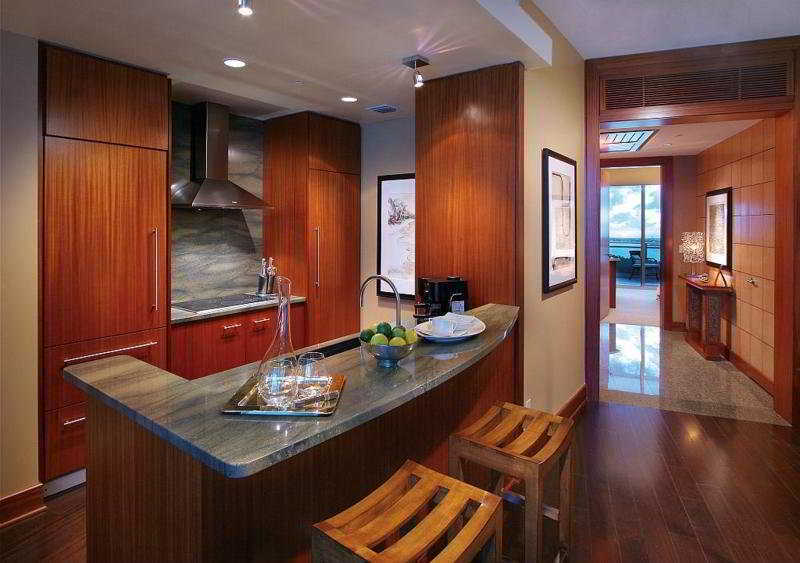 One Bal Harbour Resort And Spa Bagian luar foto